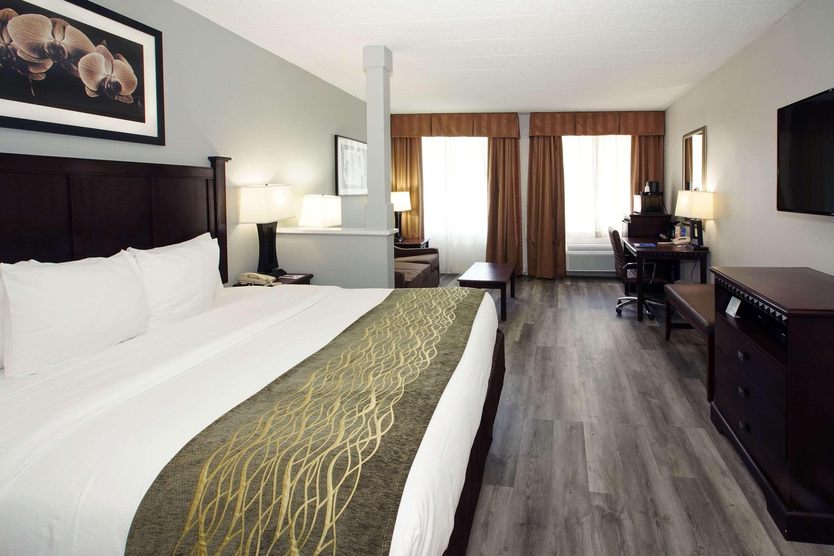 Best Western Paramus Hotel & Suites Экстерьер фото
