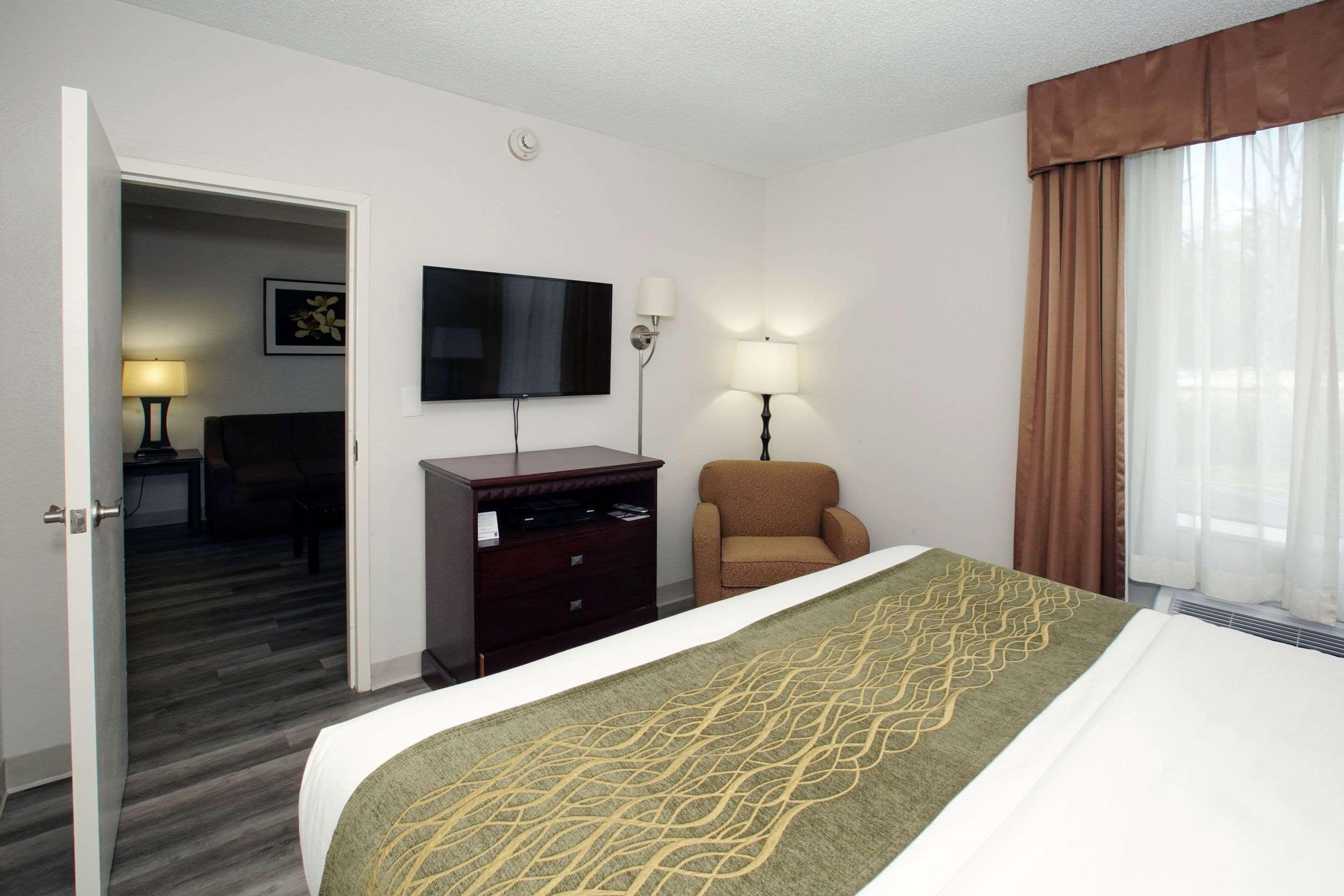 Best Western Paramus Hotel & Suites Экстерьер фото