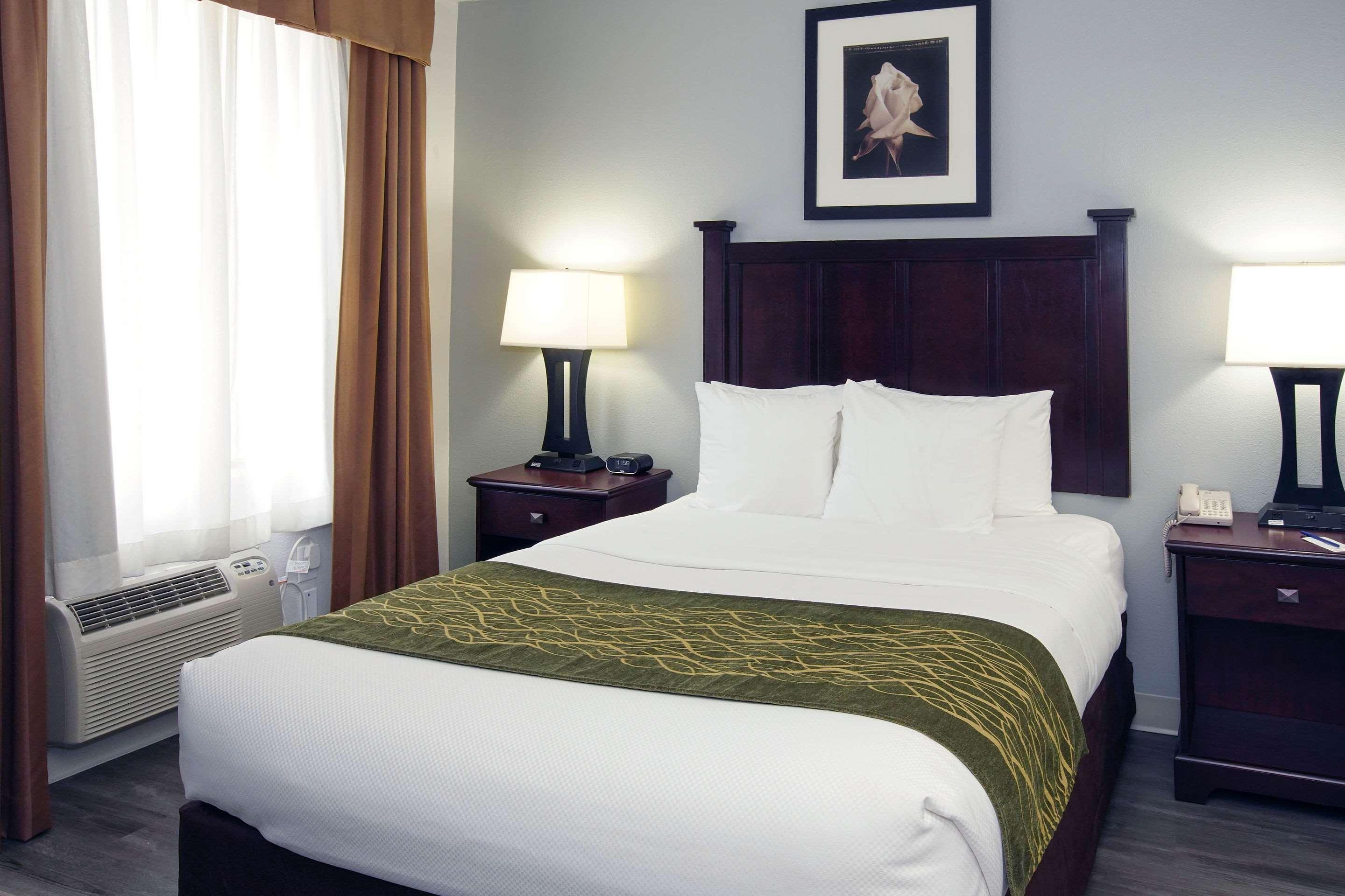 Best Western Paramus Hotel & Suites Экстерьер фото