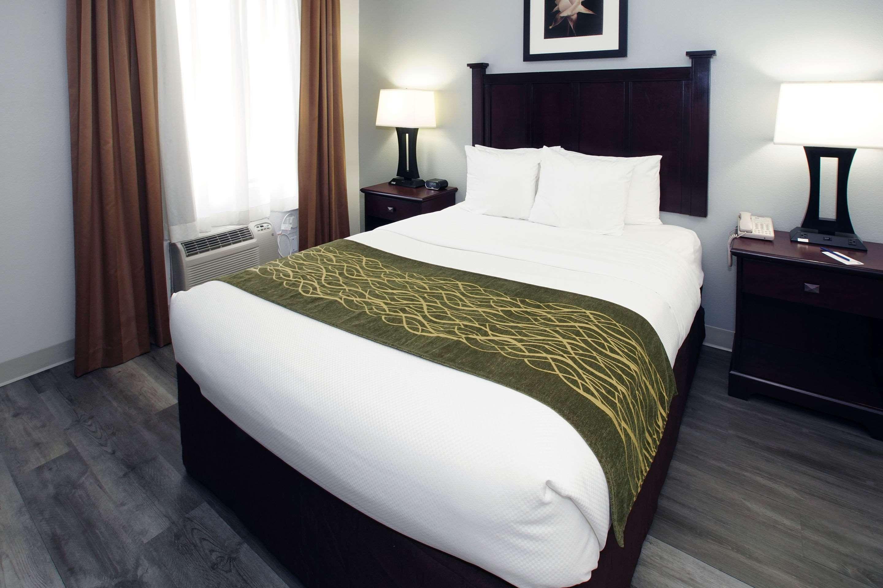 Best Western Paramus Hotel & Suites Экстерьер фото