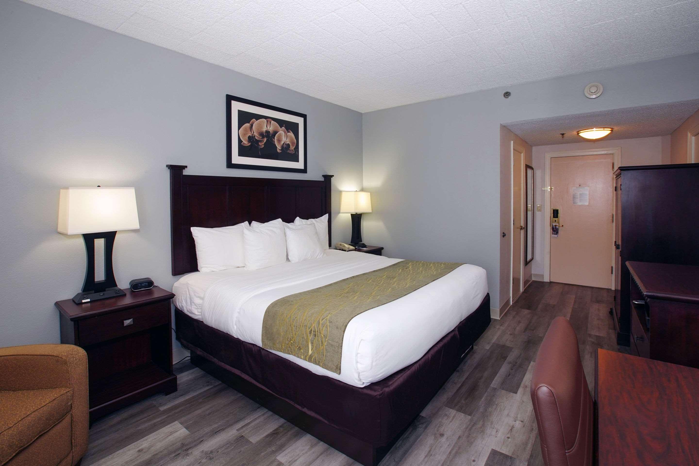 Best Western Paramus Hotel & Suites Экстерьер фото