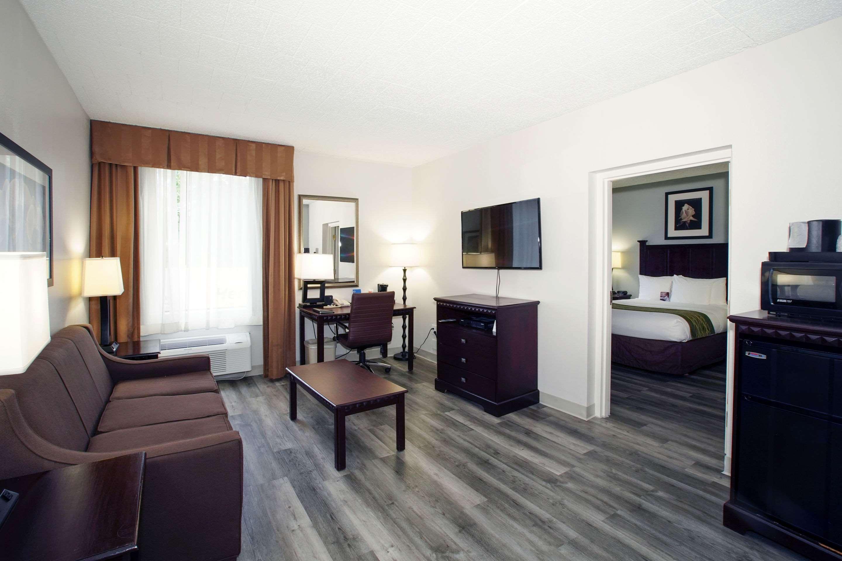 Best Western Paramus Hotel & Suites Экстерьер фото